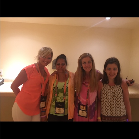 Meet your Posher, Gina - Picture 9 of 15